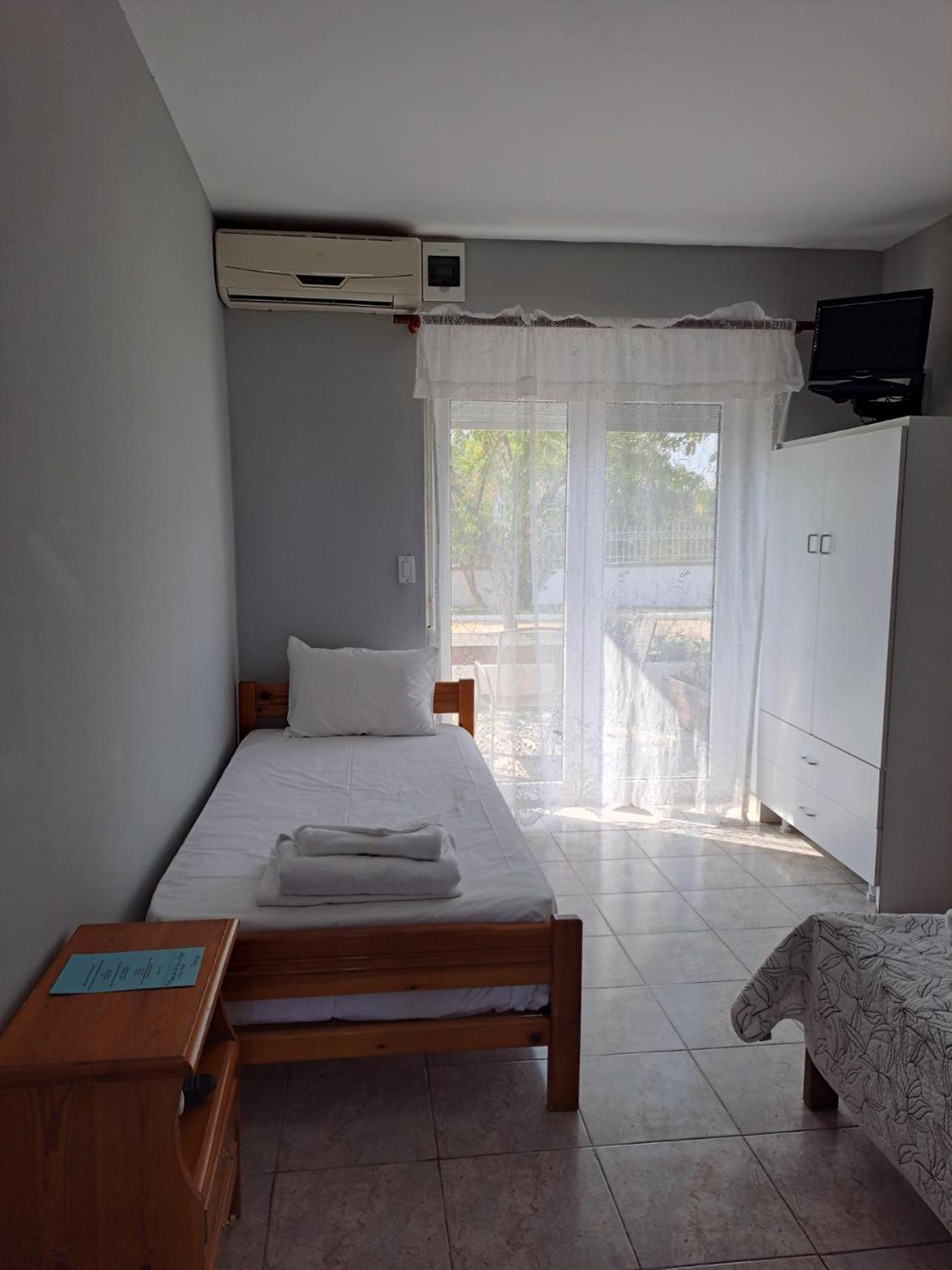 Kiki'S Place Νικήτη Δωμάτιο φωτογραφία